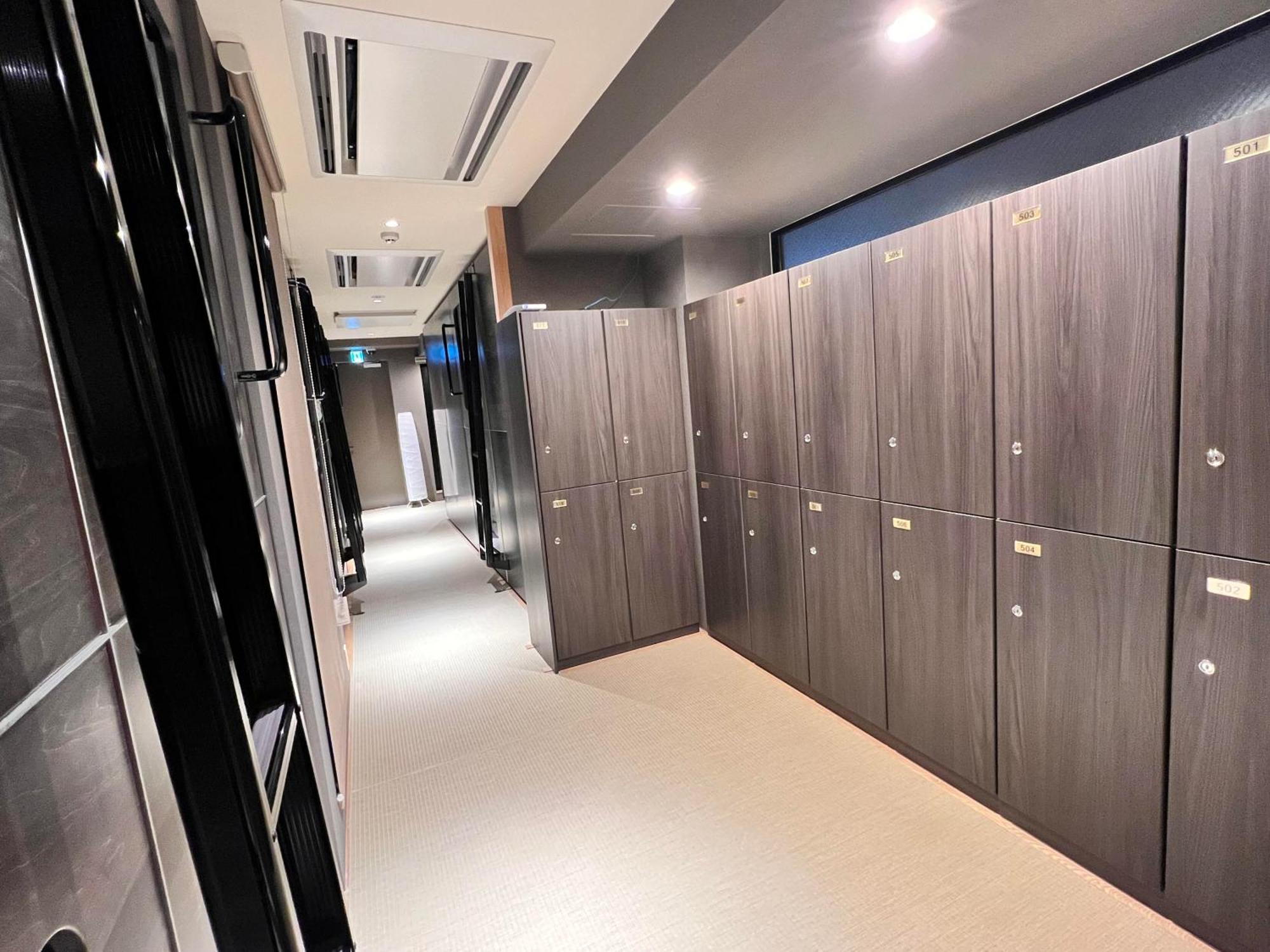 Capsule Hotel Suzumoriya Tokio Exterior foto