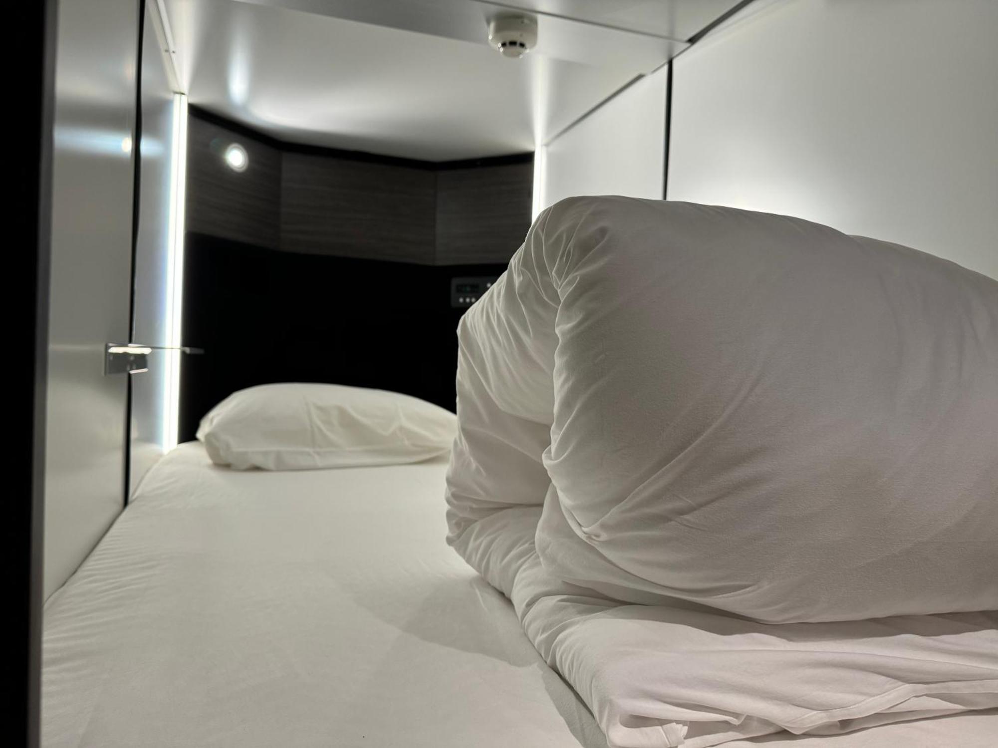 Capsule Hotel Suzumoriya Tokio Exterior foto